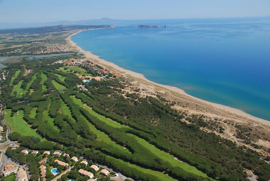 Casa Adosada En Platja De Pals By Apartaments Golf 0*,  Spain